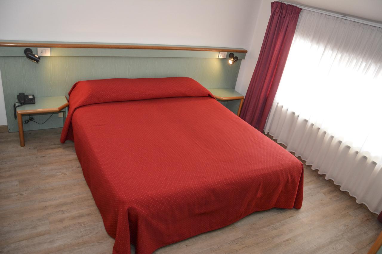 Hotel Sport Пиеве ди Ледро Екстериор снимка